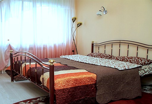 Недорогая квартира-лофт в Кишиневе: 2 комнаты, 1 спальня, 43 m²