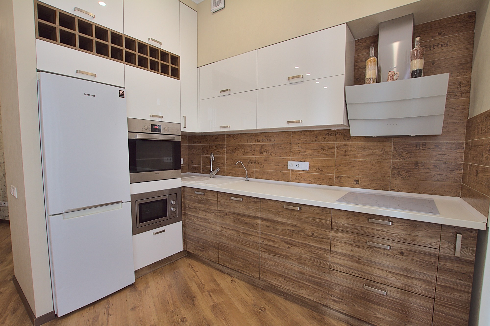 Mieten einer Wohnung in Chisinau - Coliseum Residenz: 3 Zimmer, 2 Schlafzimmer, 94 m²