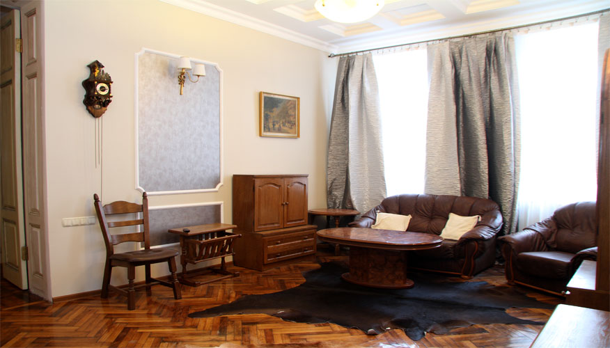 Vintage Silver Apartment este un apartament de 3 camere de inchiriat in Chisinau, Moldova