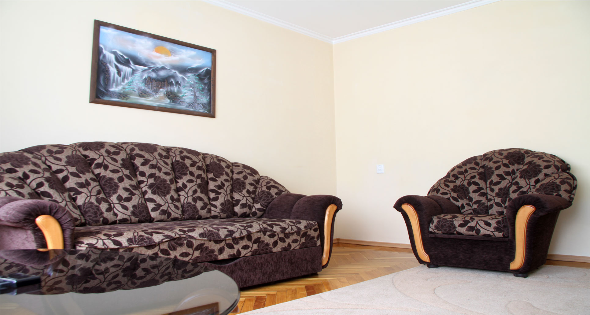 Grand Central Apartment is a 4 rooms apartment for rent in Chisinau, Moldova