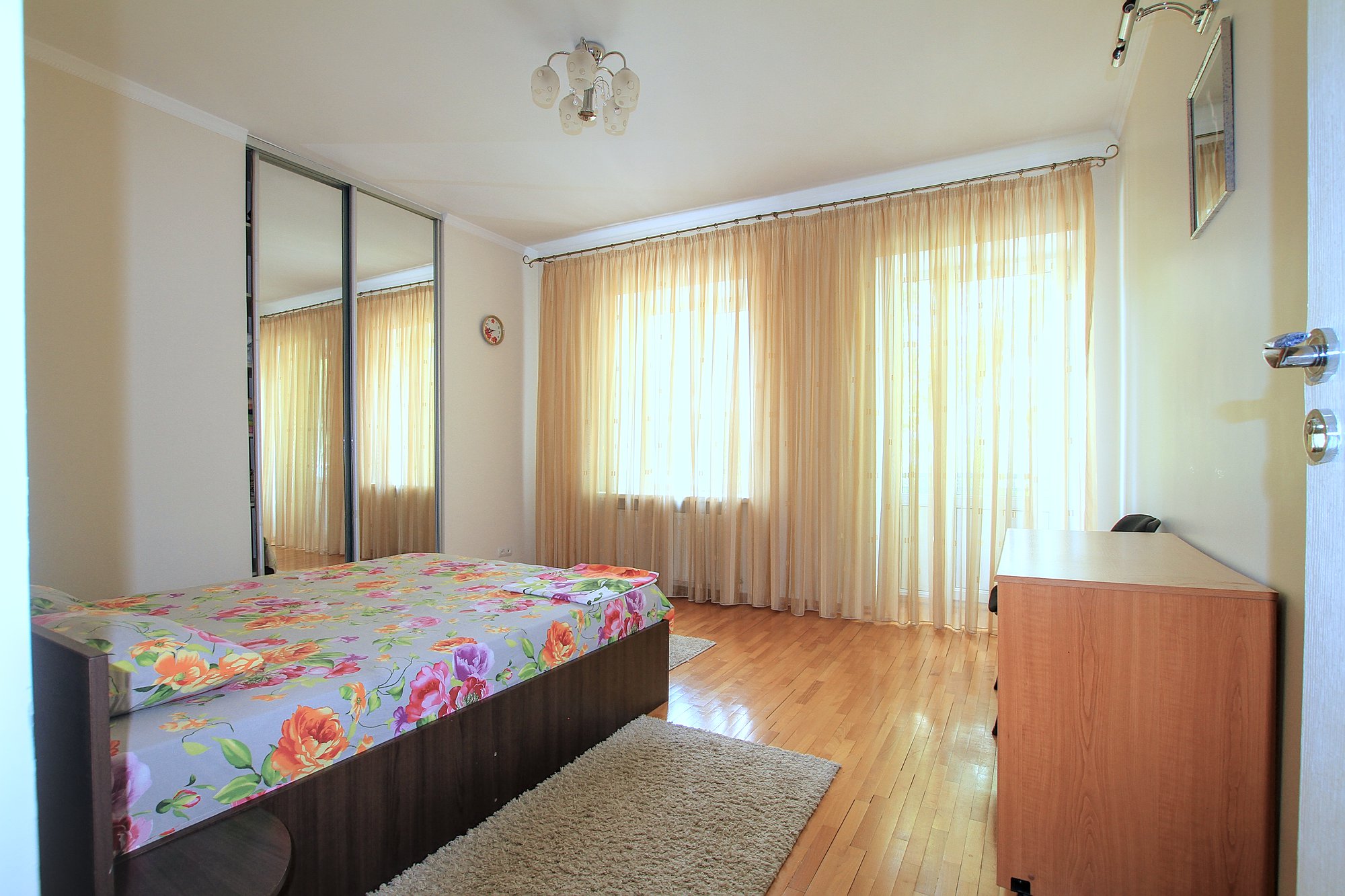 Downtown Lease è un appartamento di 3 stanze in affitto a Chisinau, Moldova