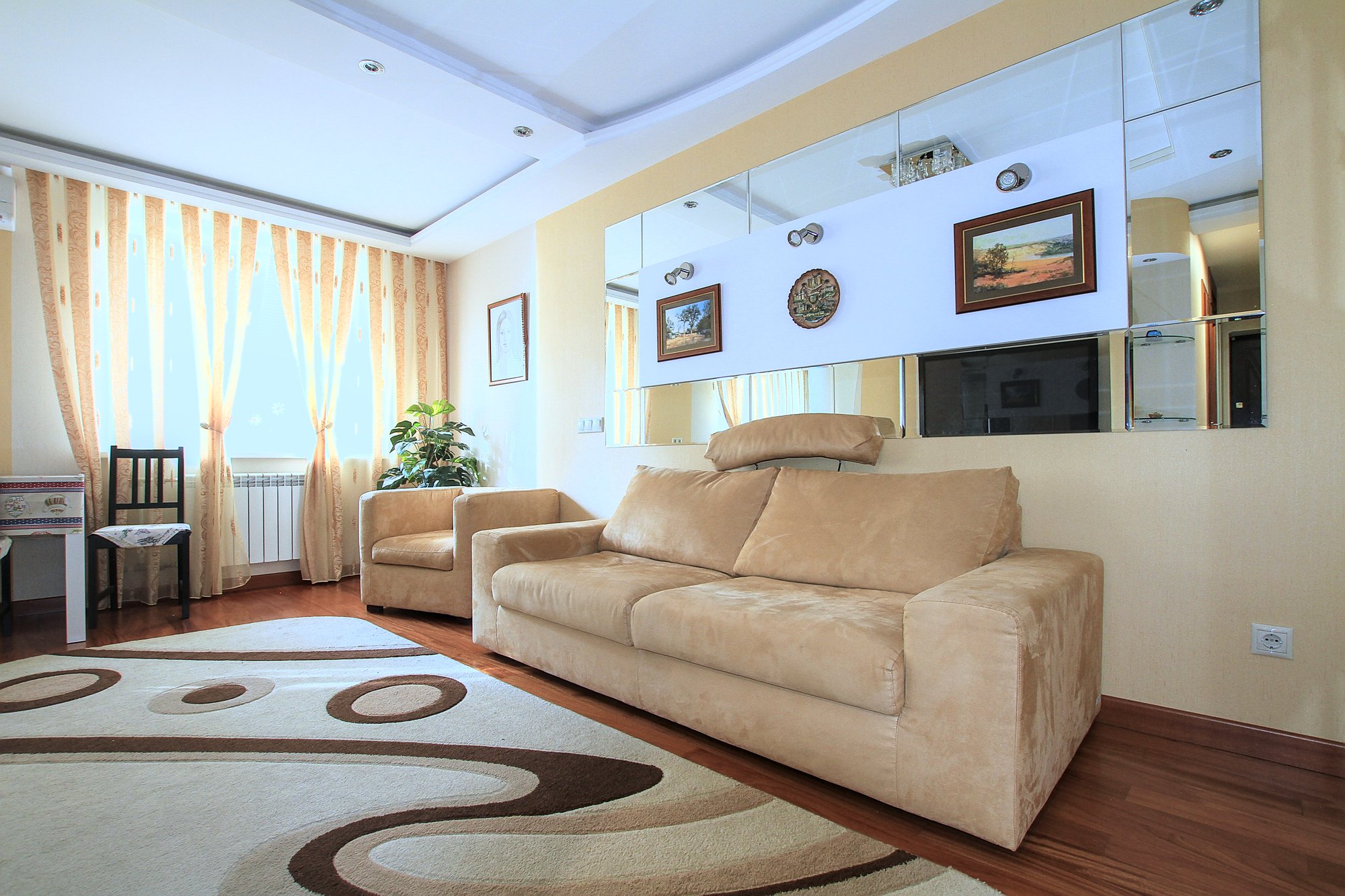 Inchiriere apartament pe termen lung. Chișinău, Botanica: 3 camere, 2 dormitoare, 70 m²