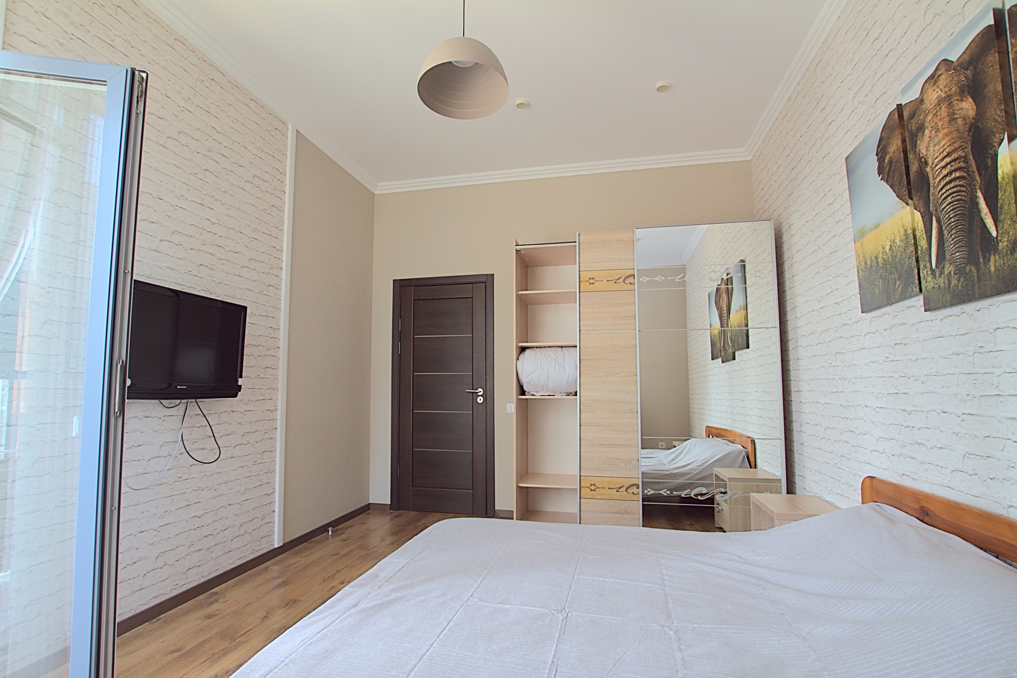 Coliseum Suite Apartment is a 3 rooms apartment for rent in Chisinau, Moldova