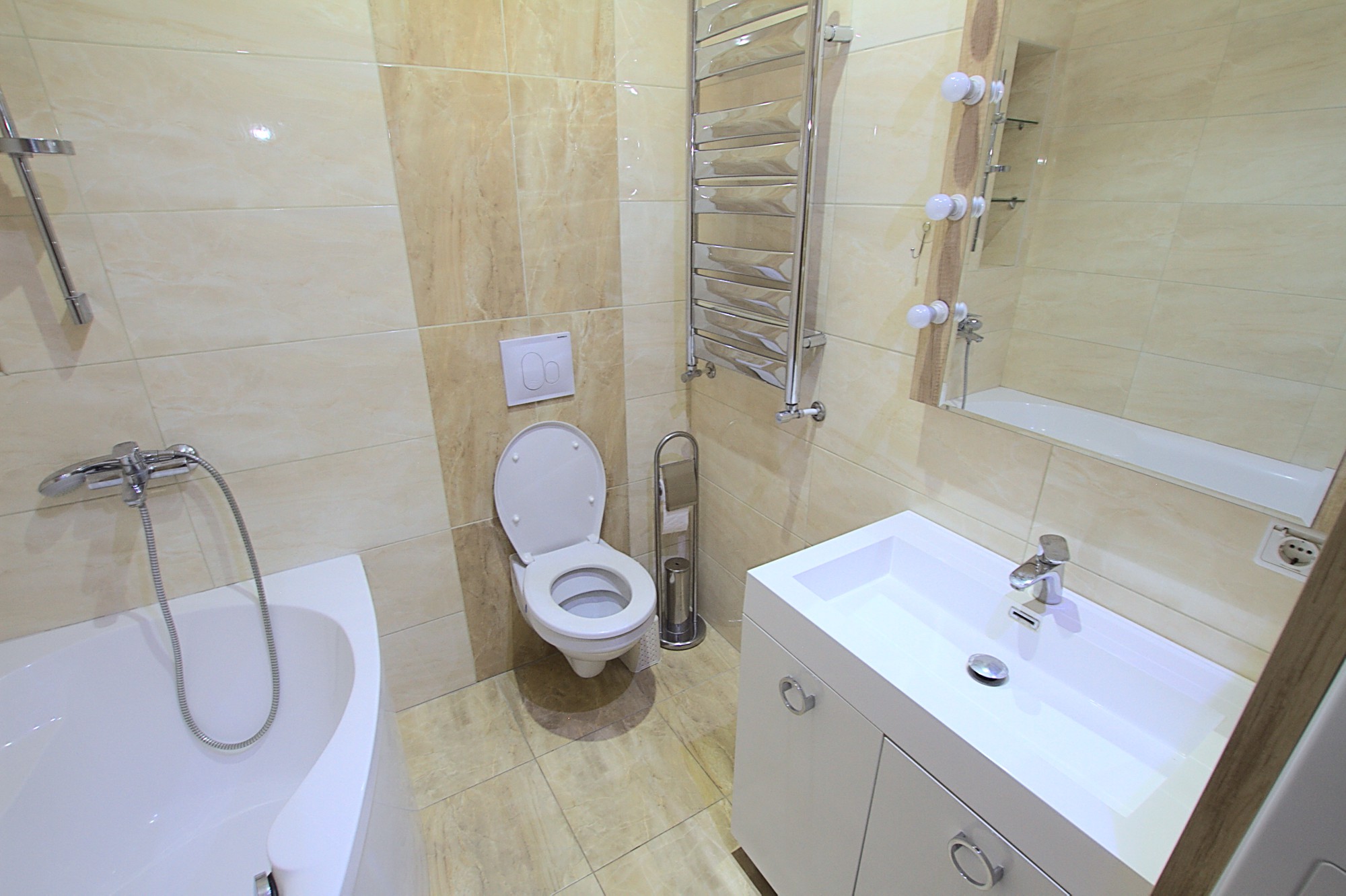 Coliseum Suite Apartment is a 3 rooms apartment for rent in Chisinau, Moldova