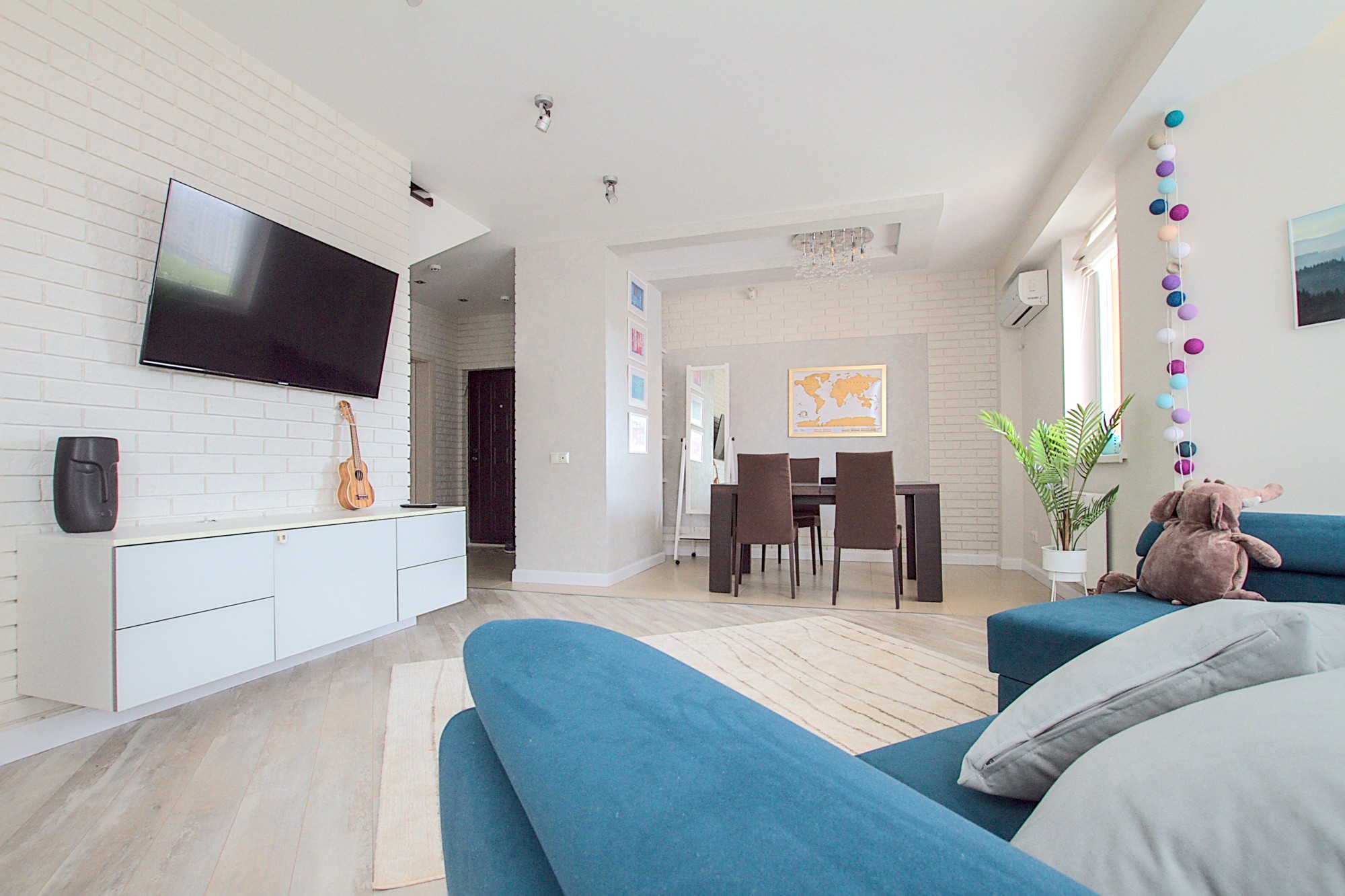 Appartamento attico in affitto a Chisinau: 3 stanze, 2 camere da letto, 130 m²