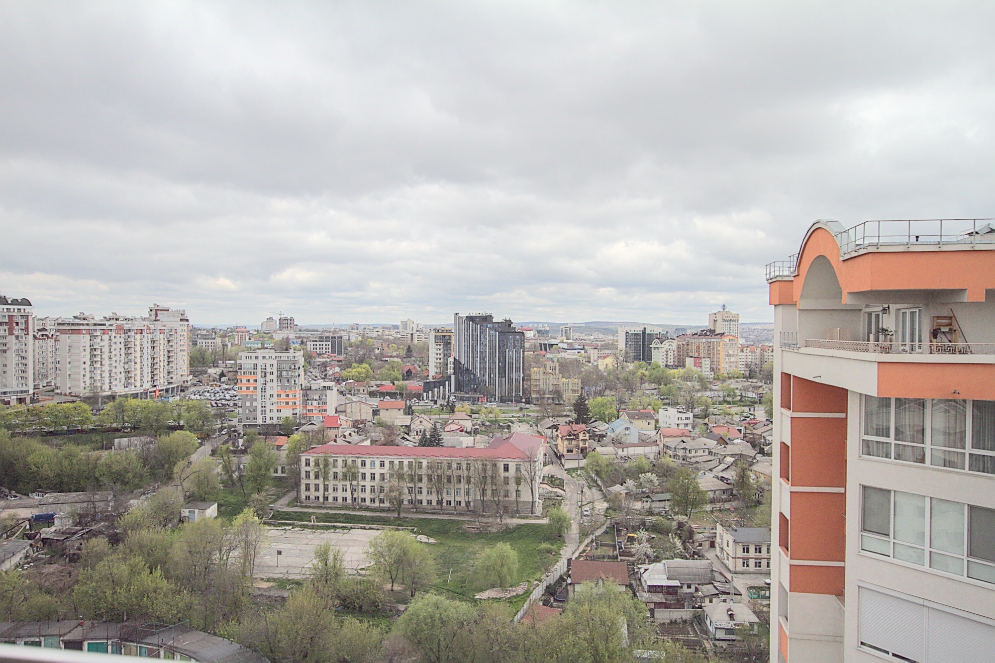 Center Penthouse est un appartement de 3 pièces à louer à Chisinau, Moldova