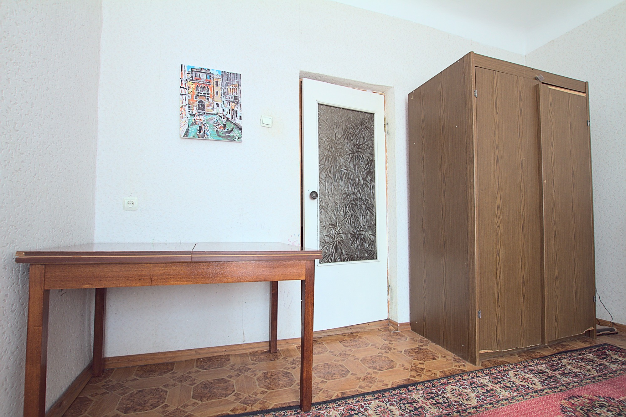 VasiLen Apartment is a 2 rooms apartment for rent in Chisinau, Moldova