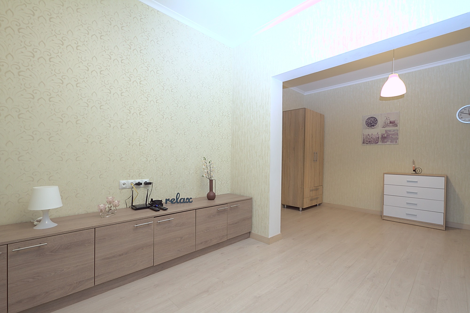 Elegance Trio este un apartament de 3 camere de inchiriat in Chisinau, Moldova