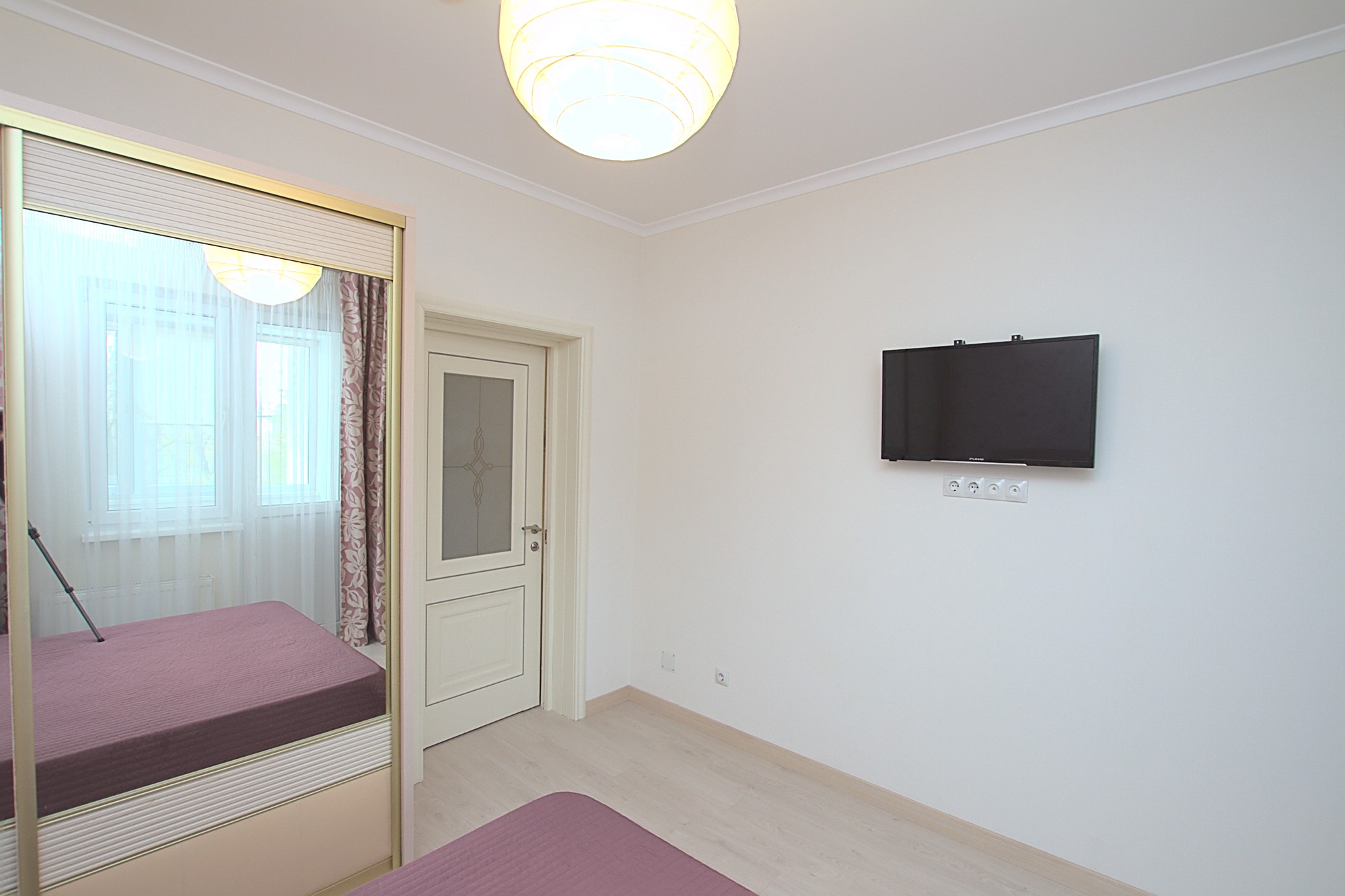 Elegance Trio is a 3 rooms apartment for rent in Chisinau, Moldova