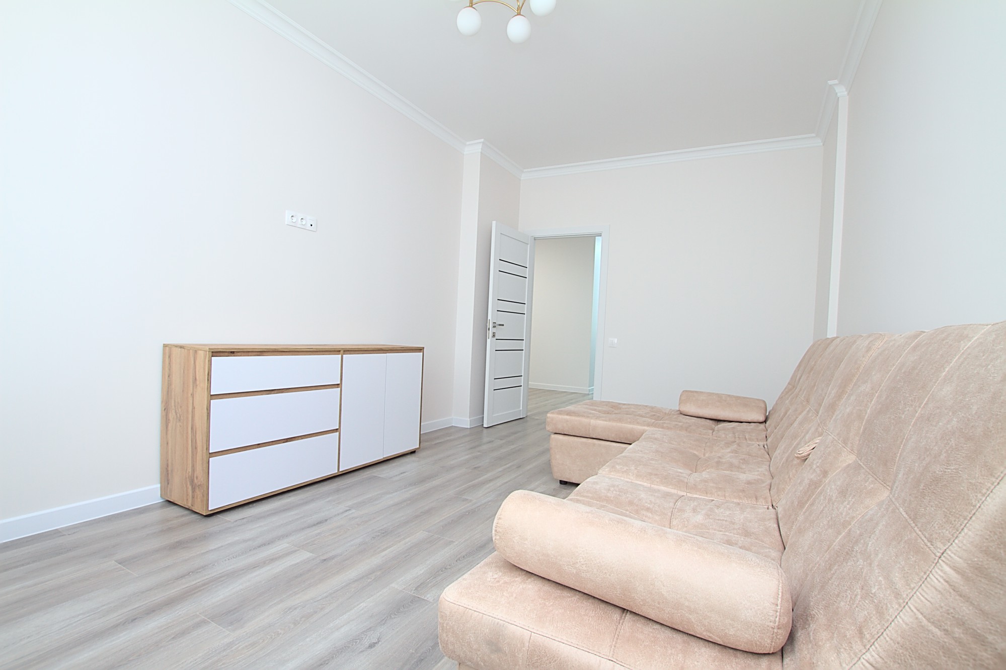 Buiucani Rezidence is a 2 rooms apartment for rent in Chisinau, Moldova