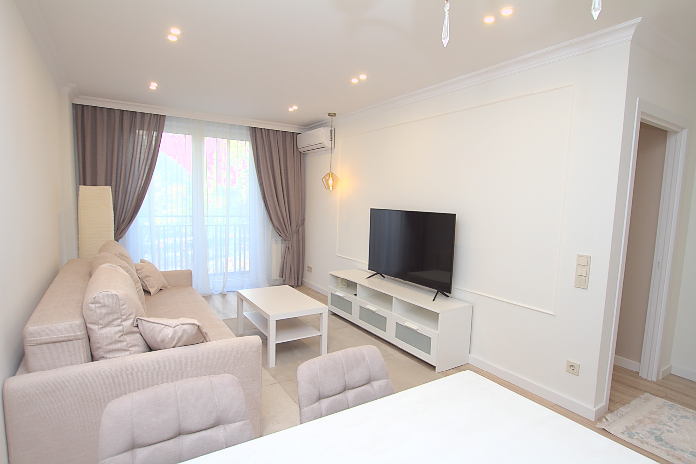 New residence in Chisinau city center: 2 rooms, 1 bedroom, 55 m²