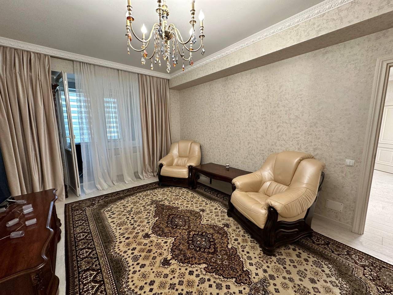 Central Avenue Apartment es un apartamento de 2 habitaciones en alquiler en Chisinau, Moldova