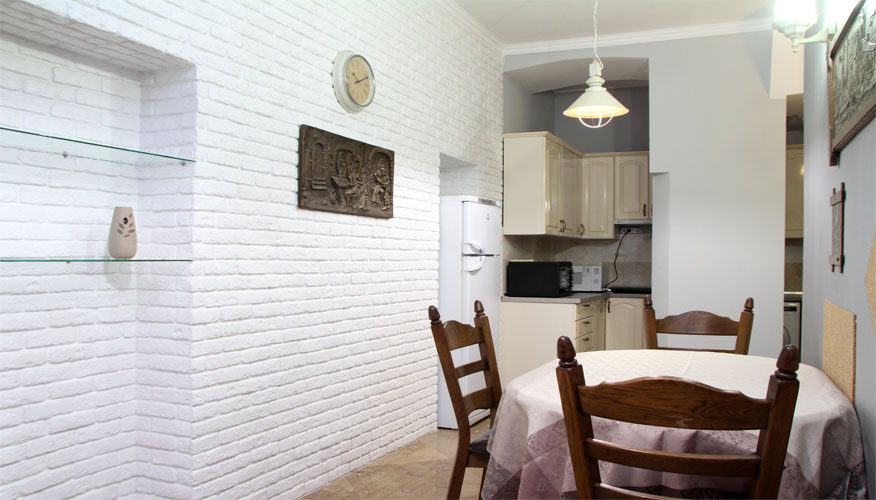 Vintage Silver Apartment is a 3 rooms apartment for rent in Chisinau, Moldova