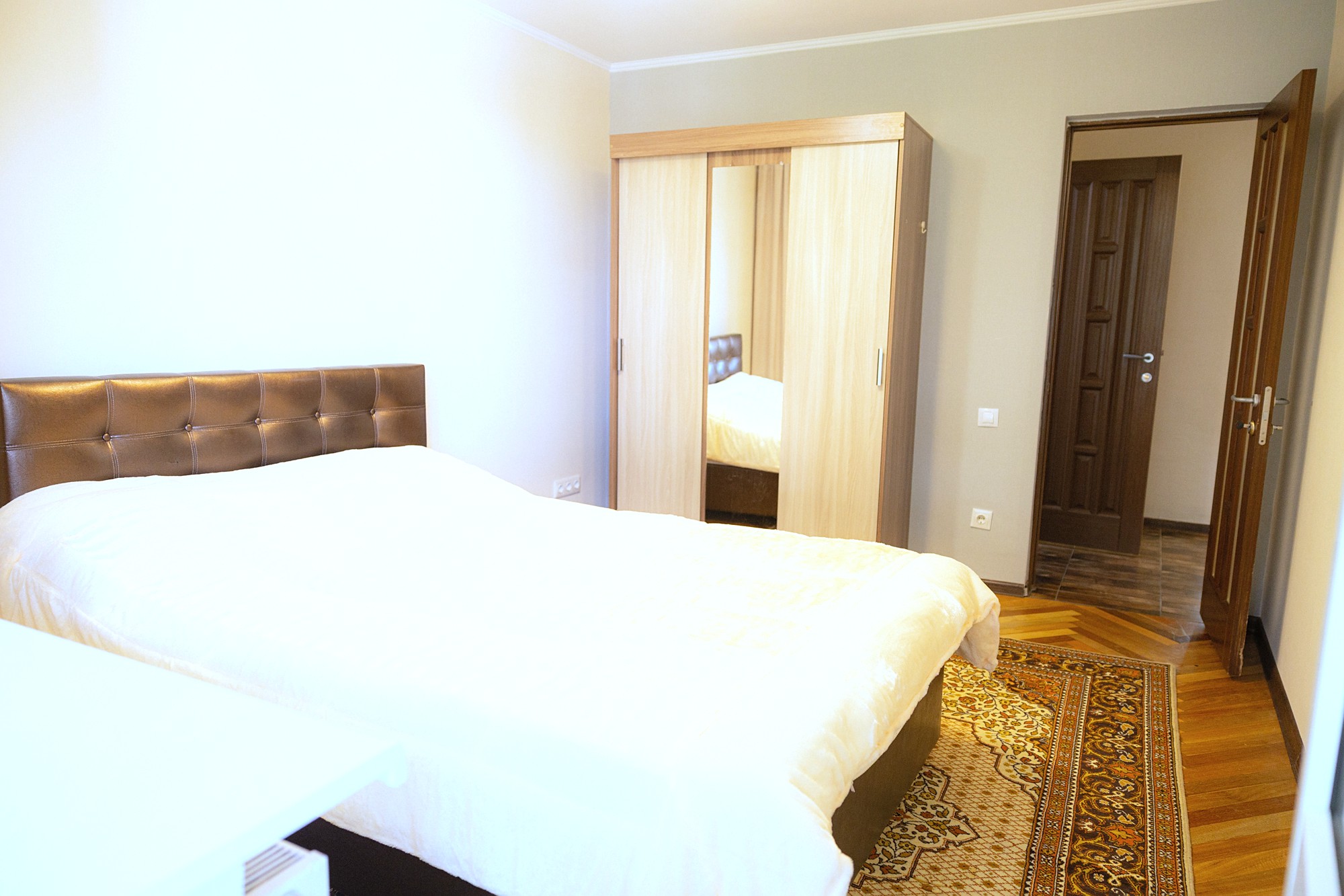 Silver Apartment is a 3 rooms apartment for rent in Chisinau, Moldova